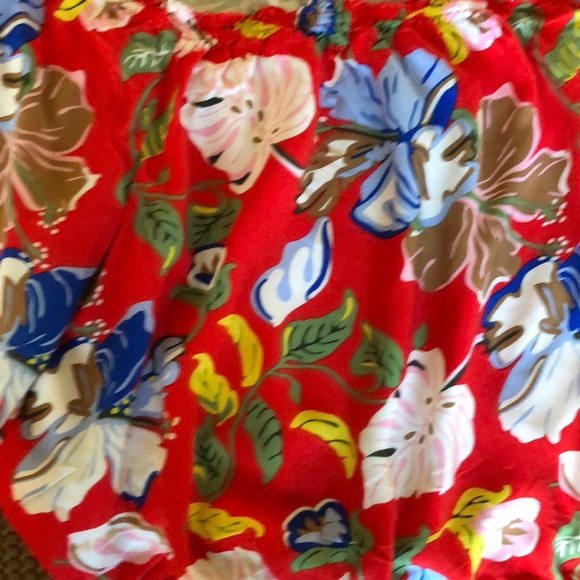 Candies Floral Top EUC - Picture 2 of 3